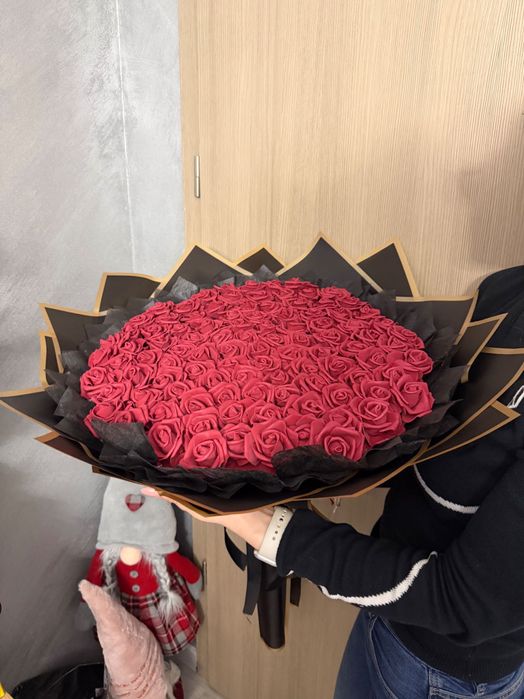 Промо! Букети 101 рози за подарък