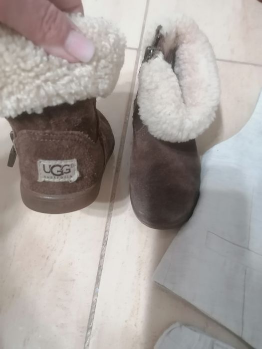 ghete copii ugg 23,5