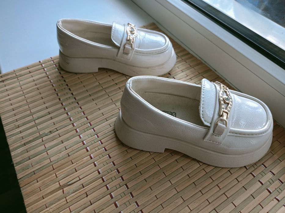 Продаются туфельки для девочки