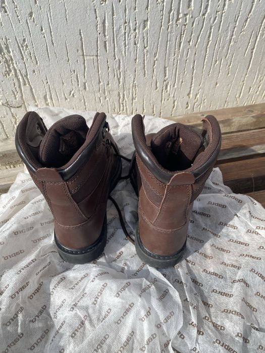 Продам ботинки демисезонные