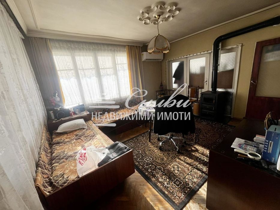 Продава се Многостаен апартамент в Шумен, Куршум чешма - 150 кв.м за 614 €/кв.м - Снимка #3