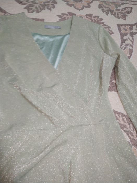 Продам платья Lichi