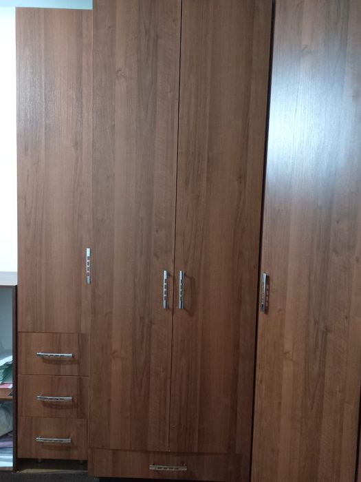 Продам шкаф в прихожию