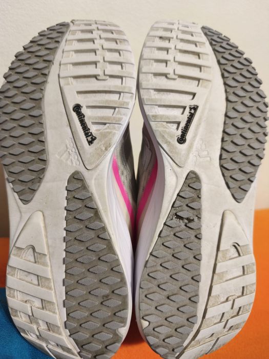 Adidas SL 20 marimea 40,5 (25,5cm). Impecabile
