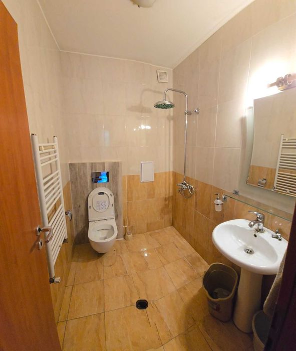 Дава се под наем Офис в София, Гоце Делчев - 250 кв.м за 950 € - Снимка #10