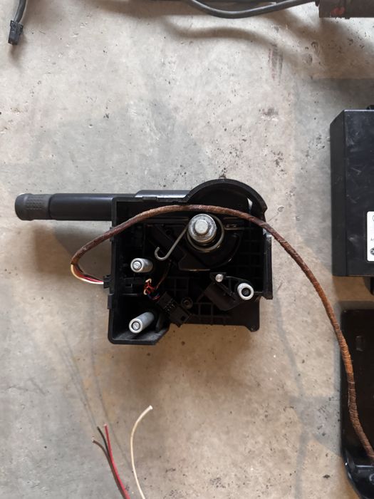 Теглич за Mercedes W211