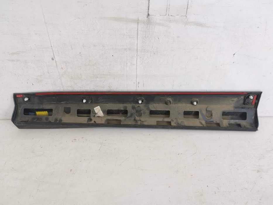 Ауди Кю3 / Audi Q3 F3 S-Line Оригинален десен преден праг (бандо) в до