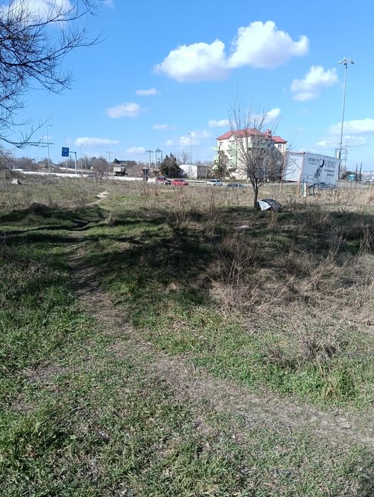 Ovidiu teren intravilan 2500 mp , deschidere la Soseaua Nationala