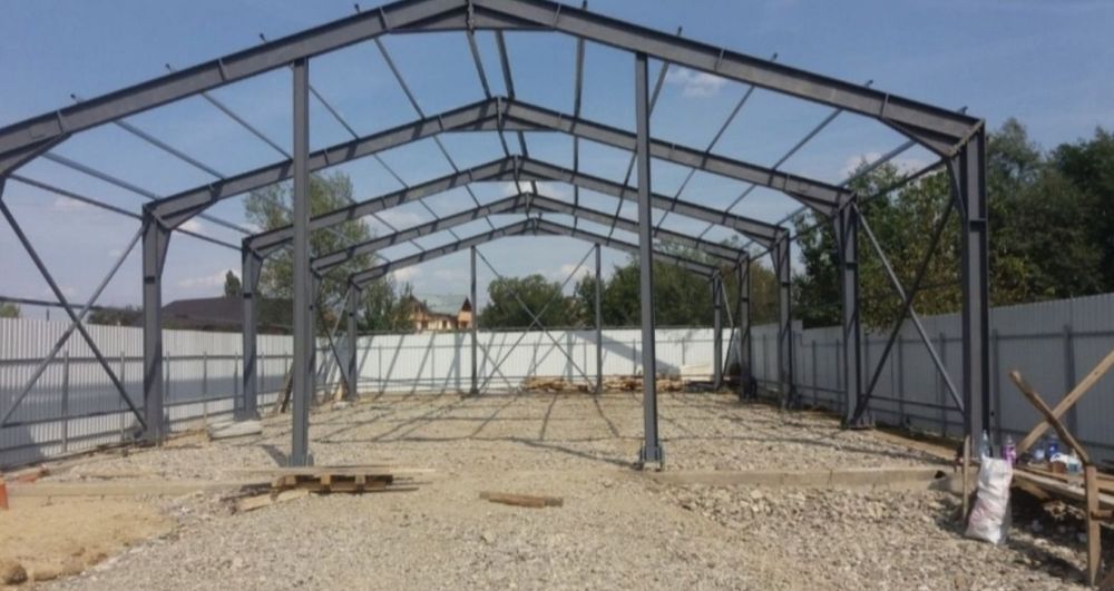 OCAZIE structura metalica 200 mp la 4100 de euro