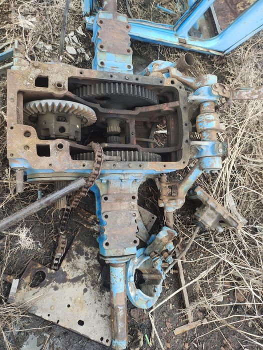 Продам задний мост мтз 80