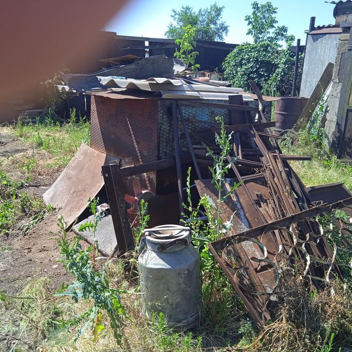 Баки железные и металл