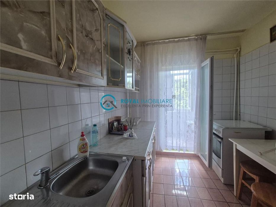 Royal Imobiliare - Vanzare apartament zona Ienachita Vacarescu