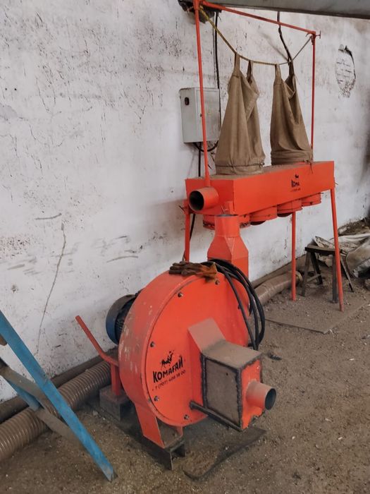 продается 2 зернодробилки