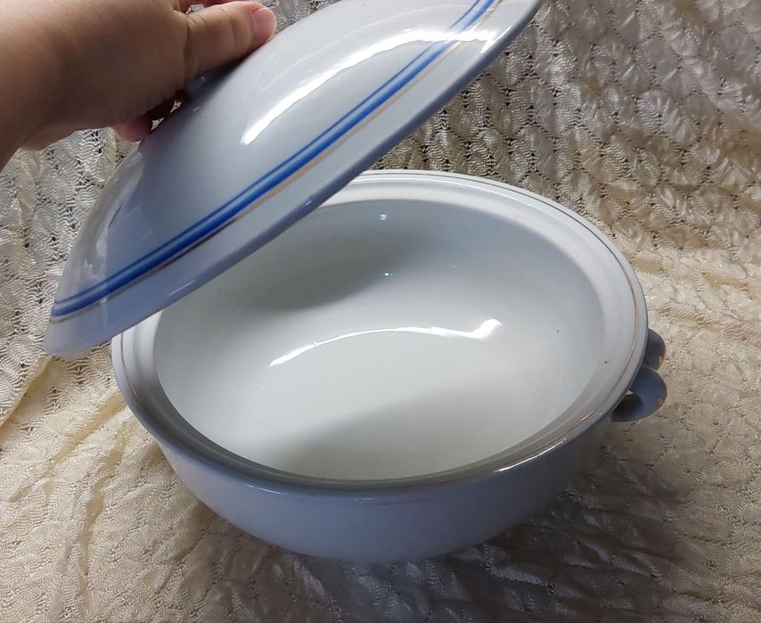 Винтажная супница
