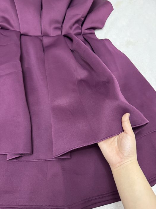 платье вечернее.