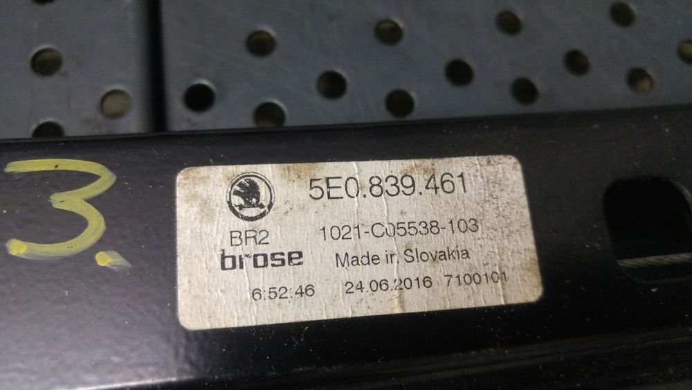Macara geam electric stanga spate skoda octavia 3 5e3 nl3 nr3 5e0839461