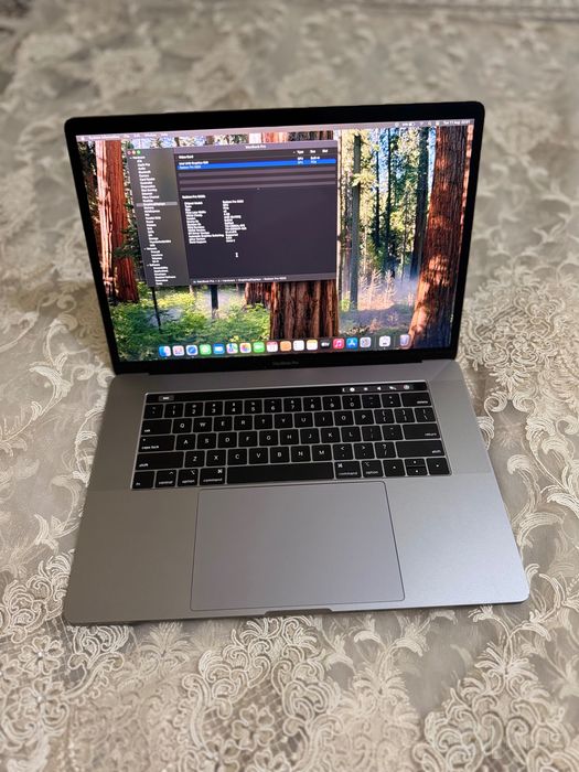 Macbook pro i7 2018