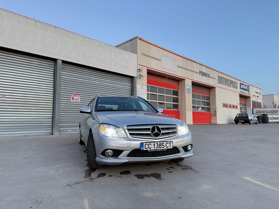 Mercedes C220 обслужен, перфектен автомобил