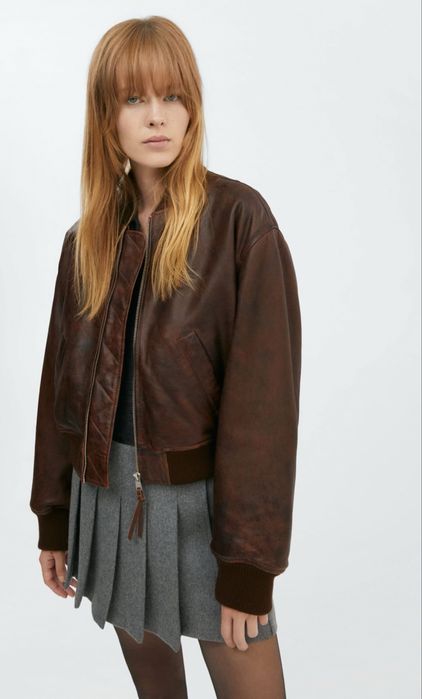 Кожаная куртка-бомбер