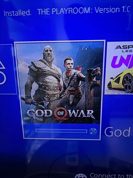 Playstation 4 + игра по избор!