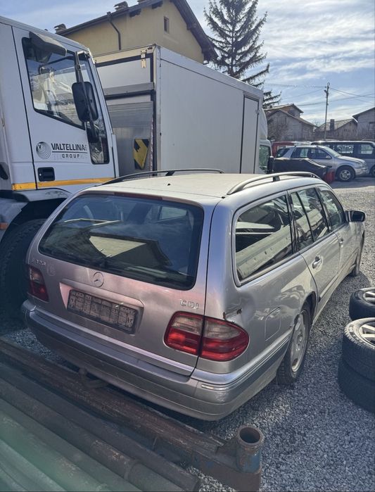 Mercedes e 320 (613) w210 НА ЧАСТИ