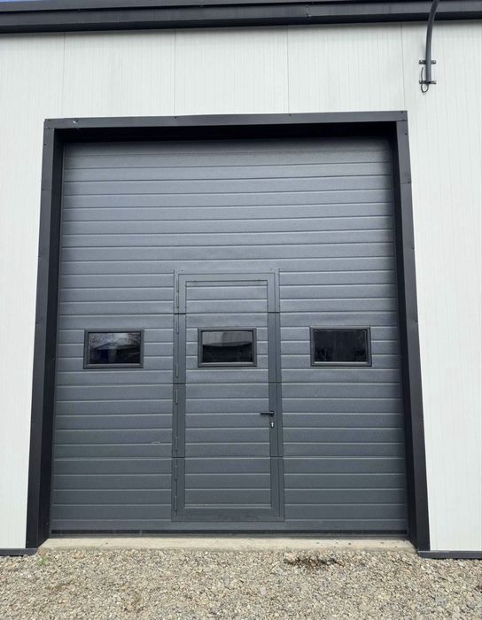 Usi garaj tip sectionale usa tip rulou industriale