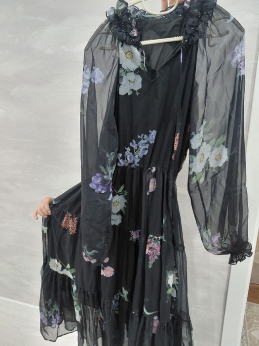 Продам платье 5000