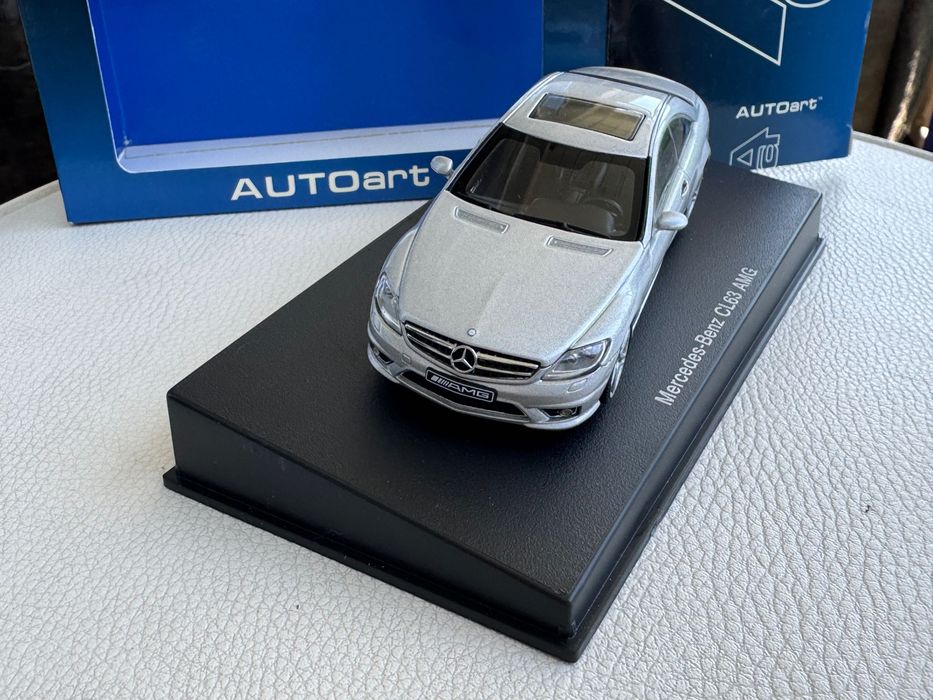 Mercedes CL63 AMG 1:43 AutoArt