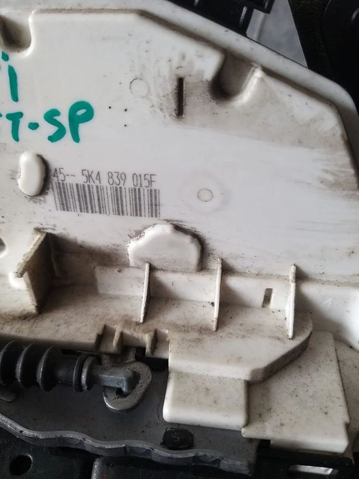 Broasca usa stanga spate skoda yeti 5l 5k4839015f