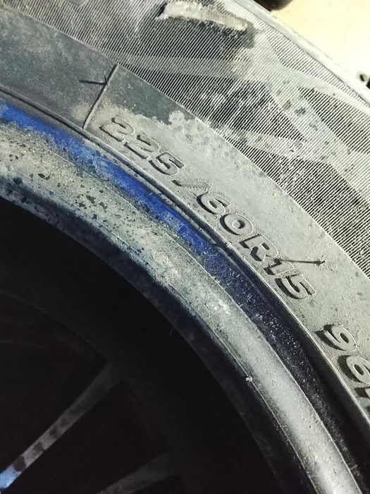 Резина R15 по 2 балона