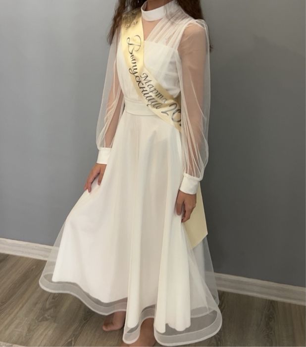 Продаи белое платье