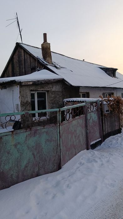 Продаётся дом в центре.