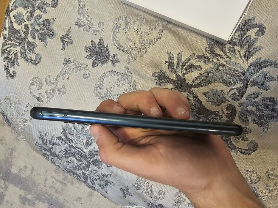 Vând samsung galaxy a04s în stare perfectă