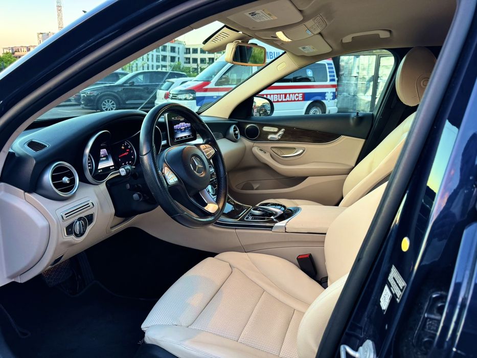 Mercedes-Benz C300 - 2018 - €13999