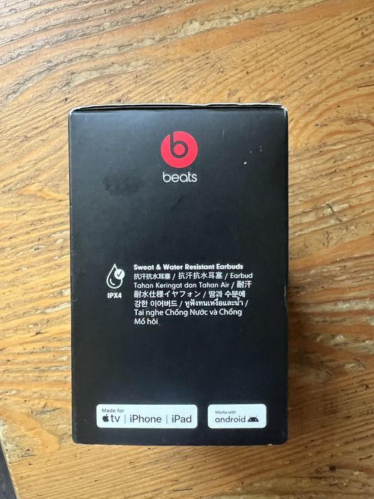 Новые наушники Beats Fit Pro