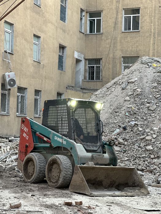 Услуги мини погрузчика (бобкат)