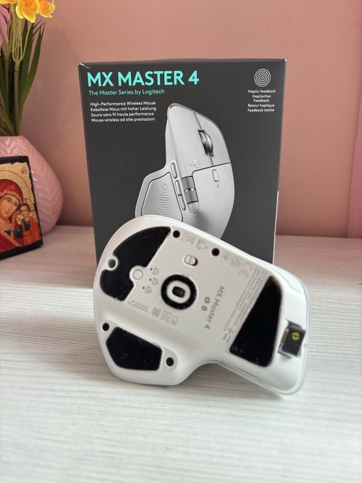 Logitech MX Master 4 Pale Gray