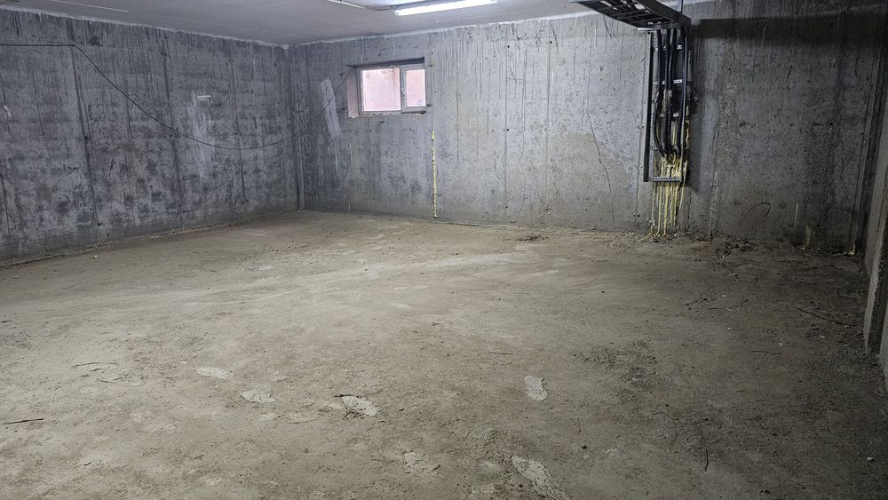 Два коммерческих помещения по 65 м² - Mehr