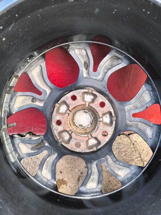 Летняя резина с дисками 215/70/16