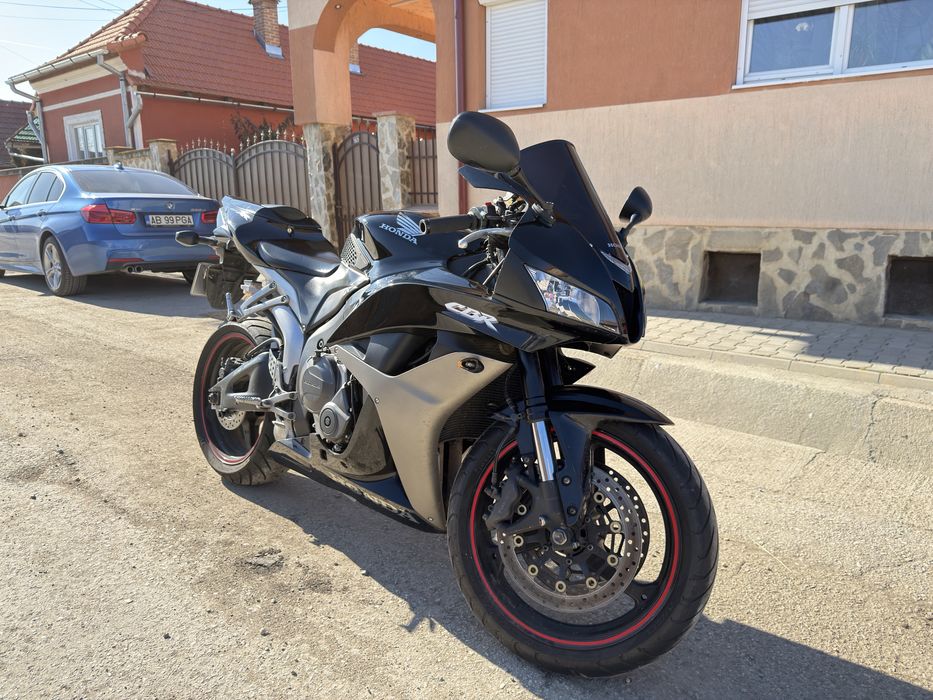Honda cbr 600 rr