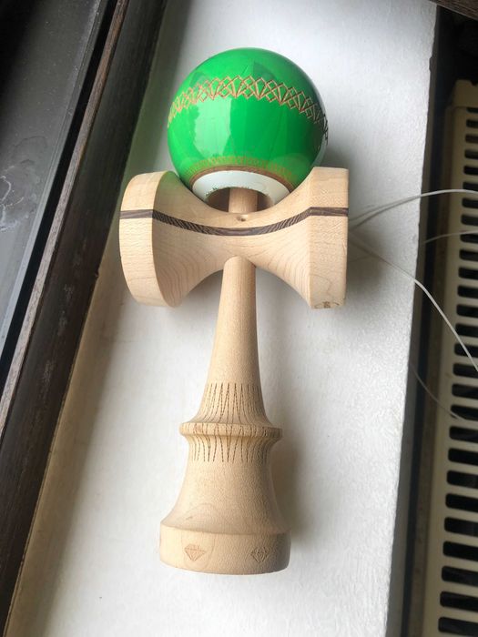 Kendama Sweets Emerald