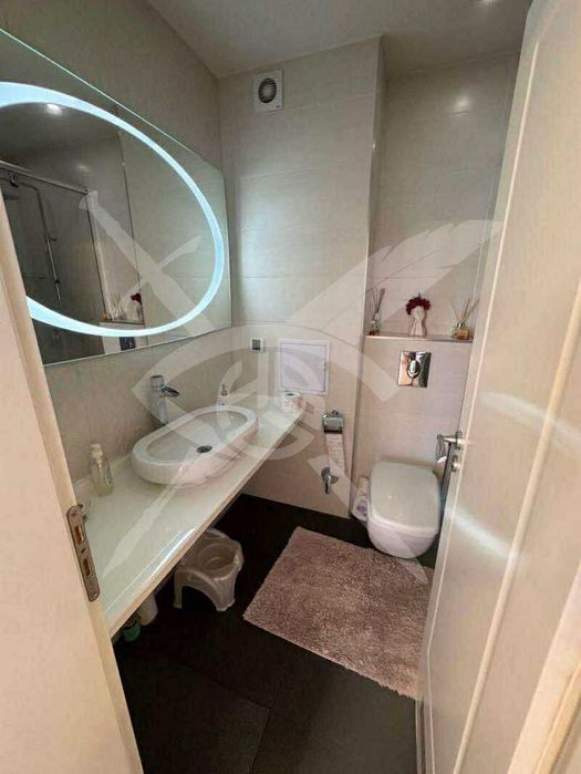 Дава се под наем Тристаен апартамент в София, Студентски град - 146 кв.м за 1196.97 € - Снимка #10