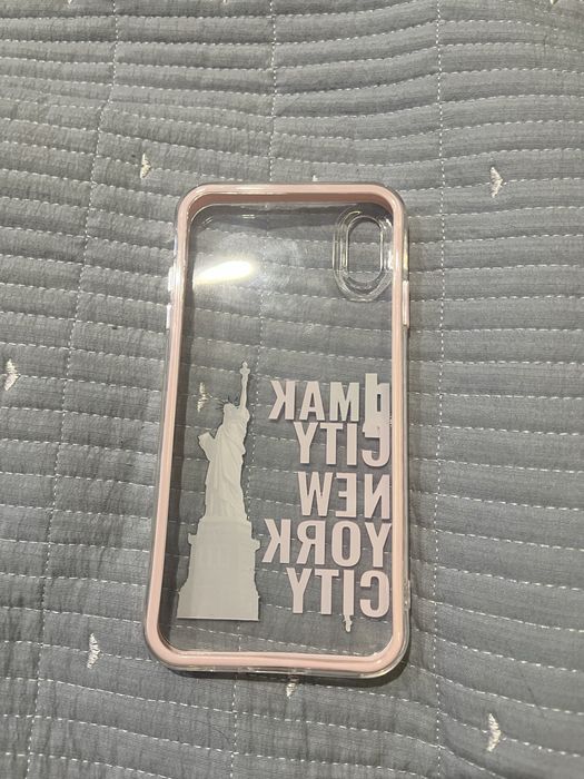 Чехол на айфон XSMAX.