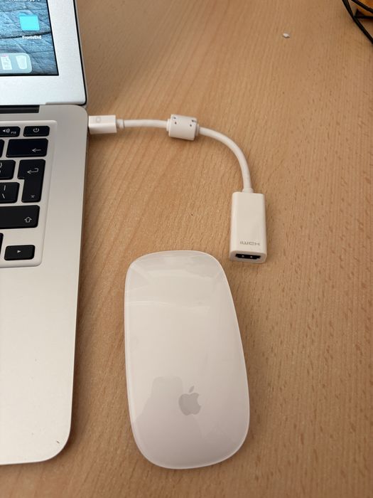 MacBook Air 13-inch (2017)