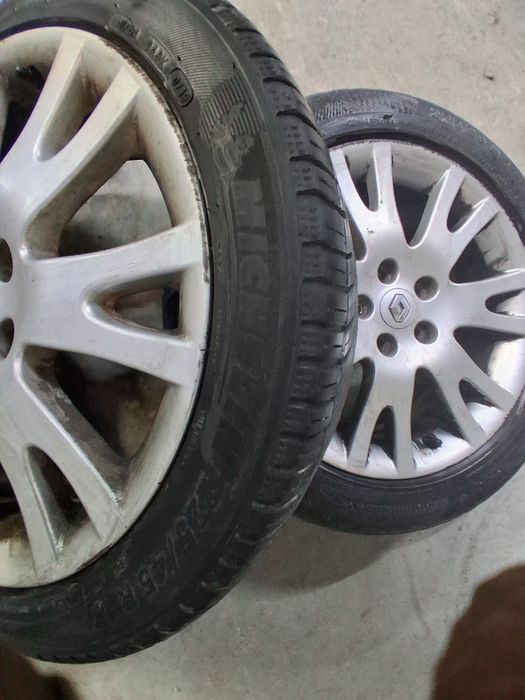 Jante Renault  225/45/R17