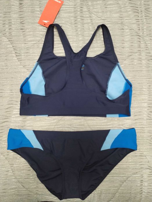 Чисто нов дамски бански от две части Speedo