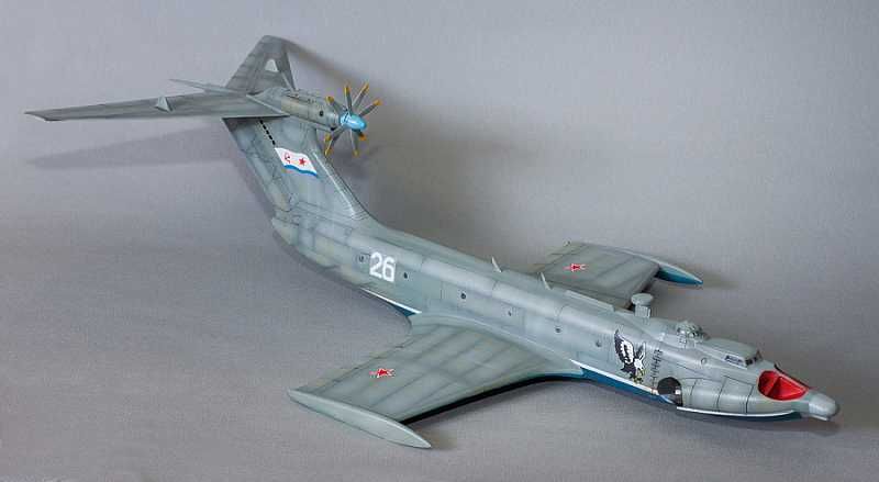 Сборная модель -Транспортно-десантный экраноплан А-90 "Орлёнок" ZVEZDA