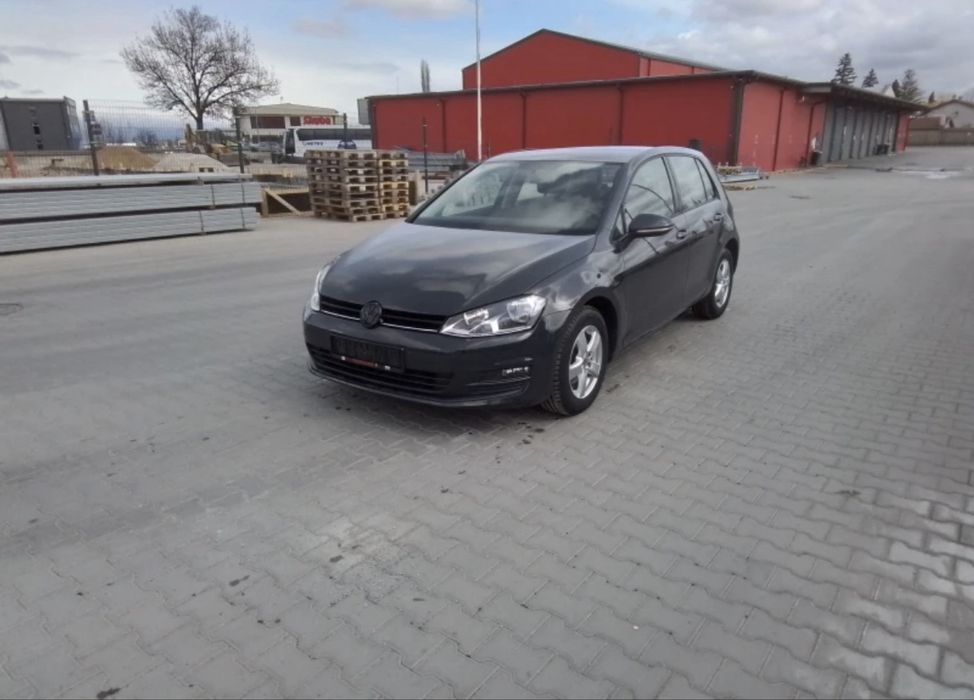 VW Golf …………………..