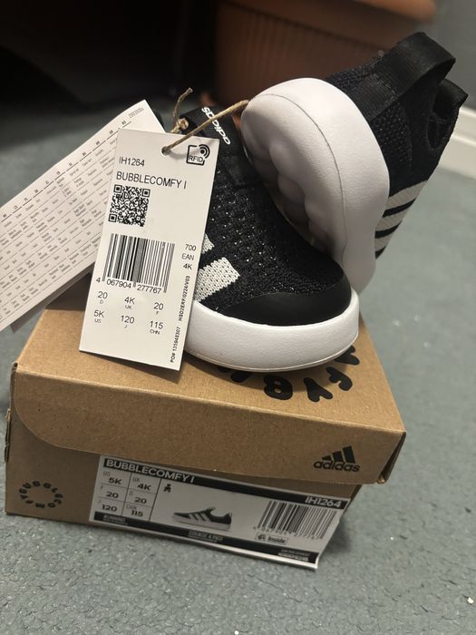 Adidas Bubblecomfy1