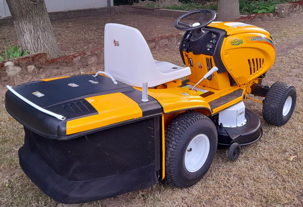 Tractoras tuns iarba sau gazon Profesional MTD Fleurelle AMH 1301 92CM Tecumseh 13hp 4TIMPI  5Trepte Model 2015 Putine ore de funcționare!